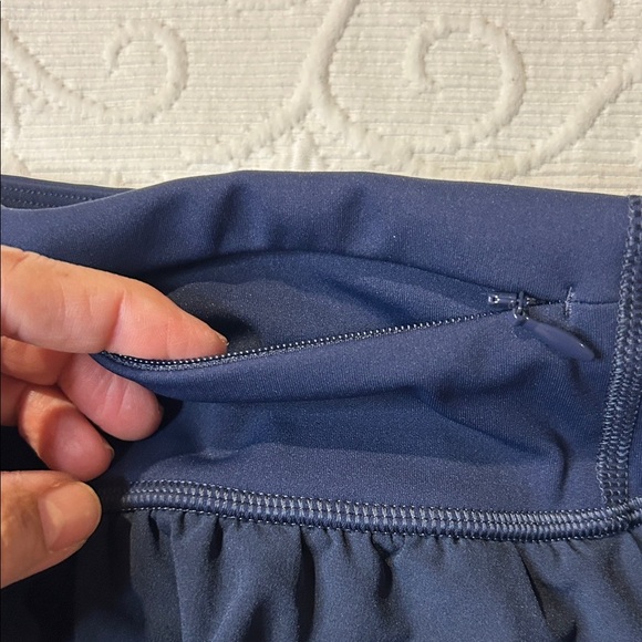 SPANX Get Moving Dark Blue Skort. XL. Nearly New. - Picture 8 of 12